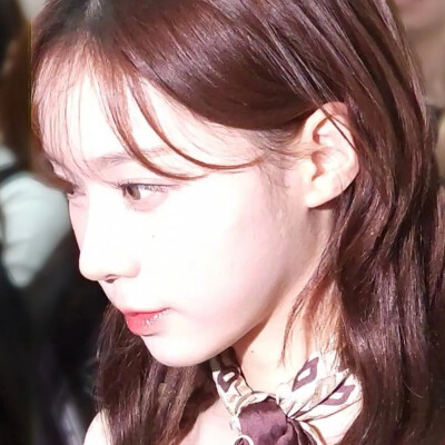 女孩我投降