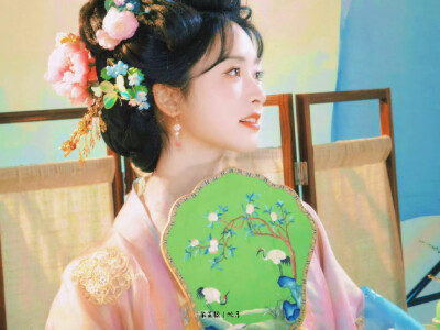 沈月