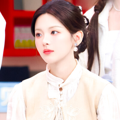 杨超越