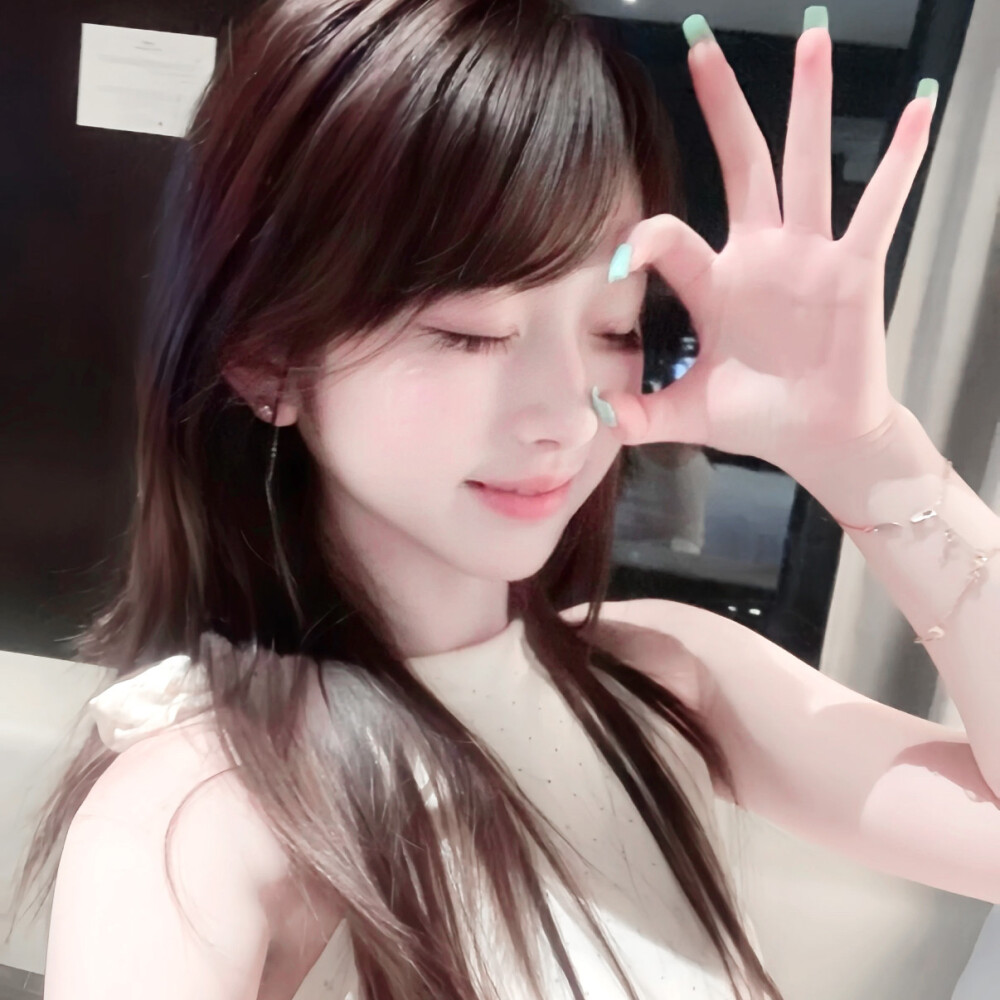 女头
二传头像注明出处