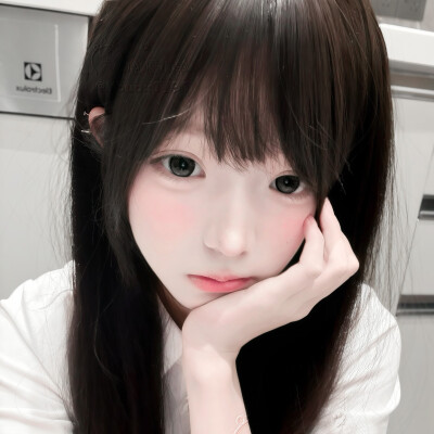 女头
二传头像注明出处