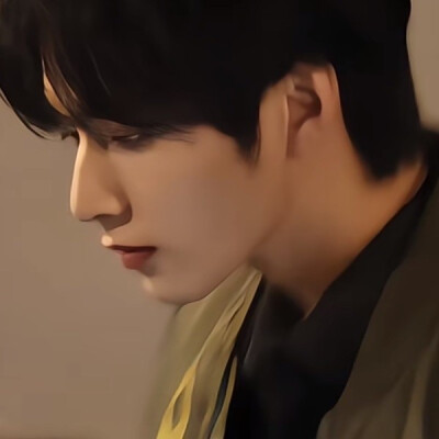 当思想自由，身体变成了目的，不要发出噪音，不要发出噪音，把窗帘拉上