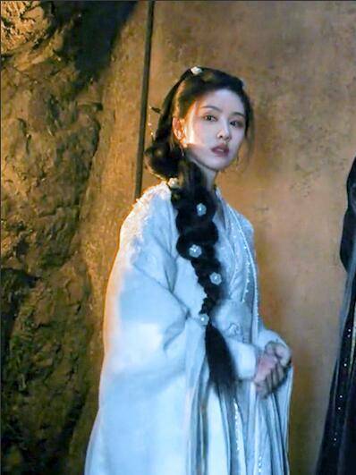陈都灵