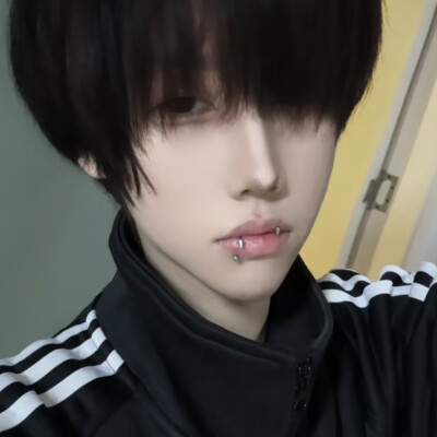 、