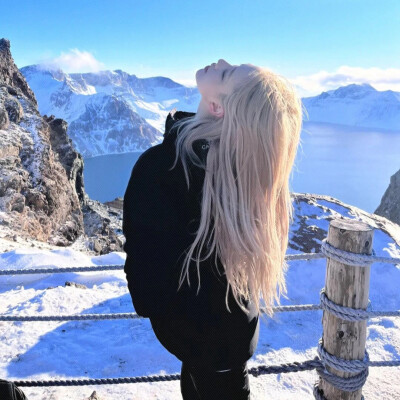 女头