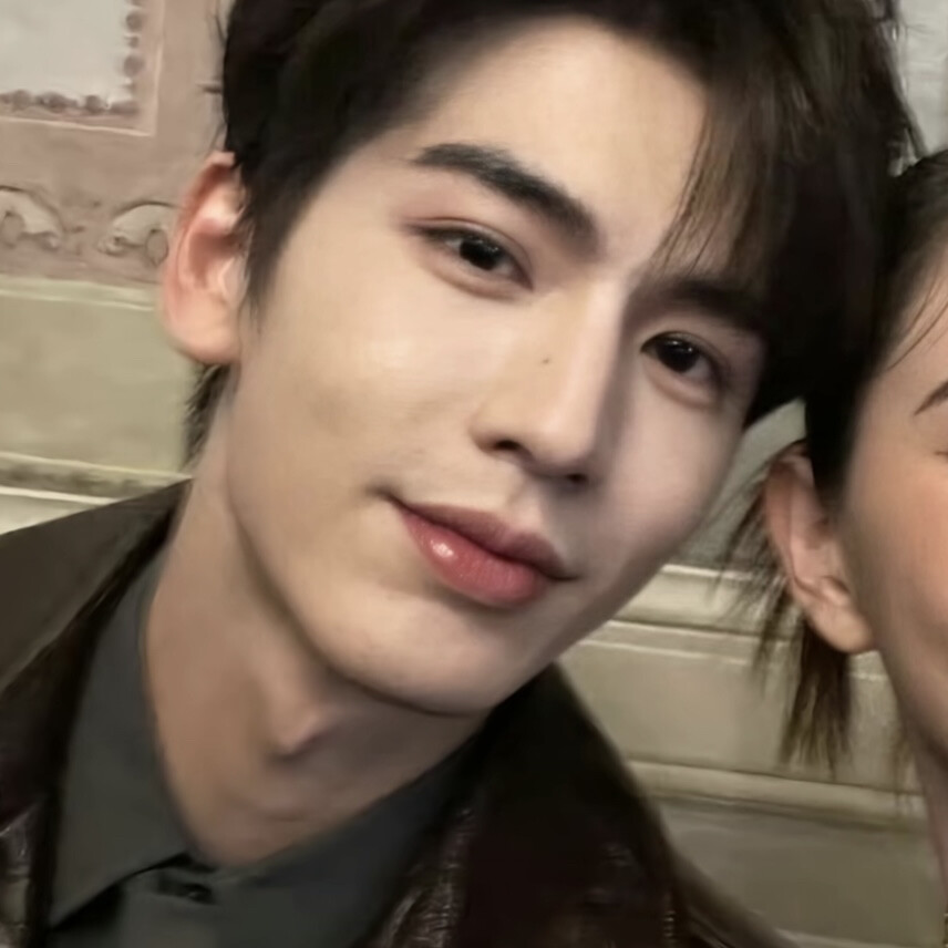 不要放过这个爱合照的张家玮