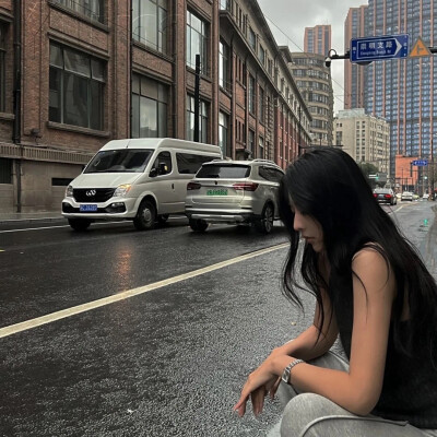 女头