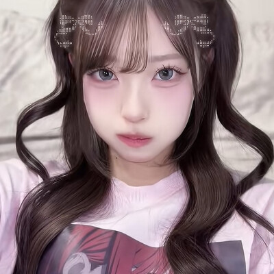 草莓大福一口吃掉