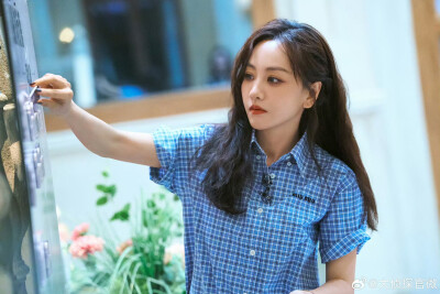 杨蓉