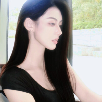 侧脸