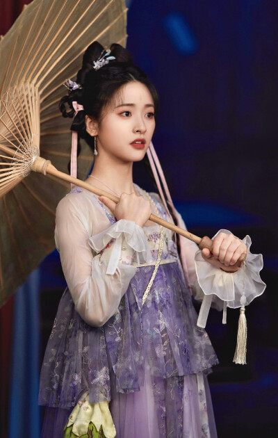 沈月