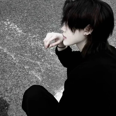 青年