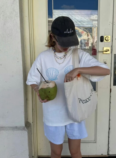 BY爱喝可乐的古娜小姐