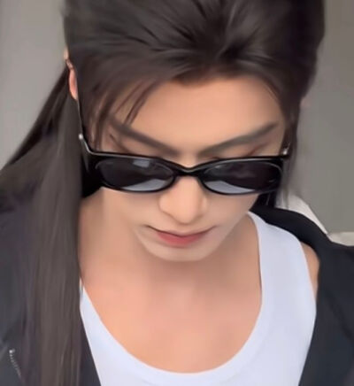 何与