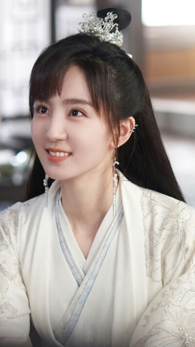 落花时节又逢君 