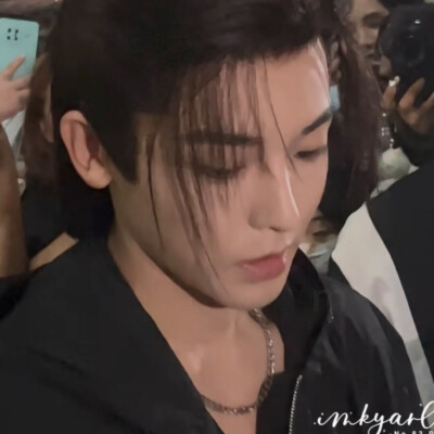 侯明昊