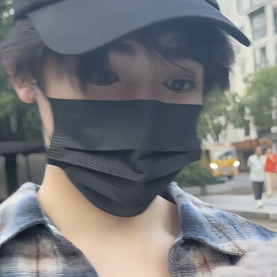 侯明昊