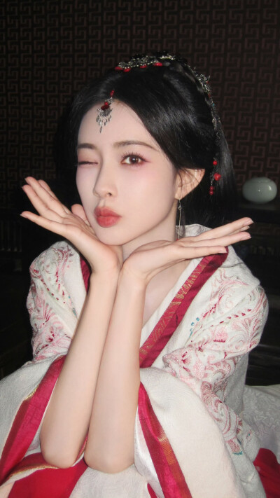 百花杀 沈汐和 孟子义