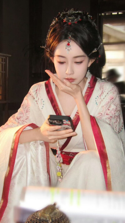 百花杀 沈汐和 孟子义