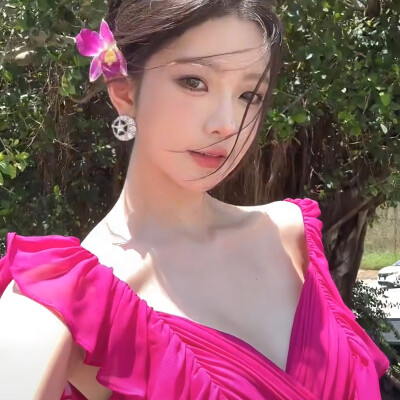 女头