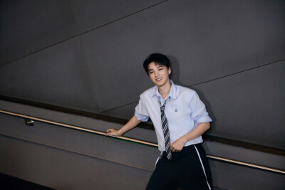 学长制服王俊凯