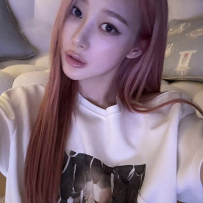 只看着我