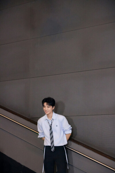 学长制服王俊凯