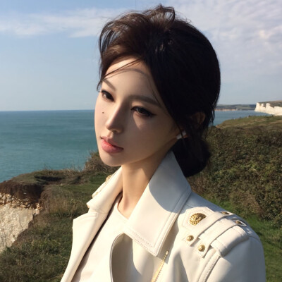 cr.+1