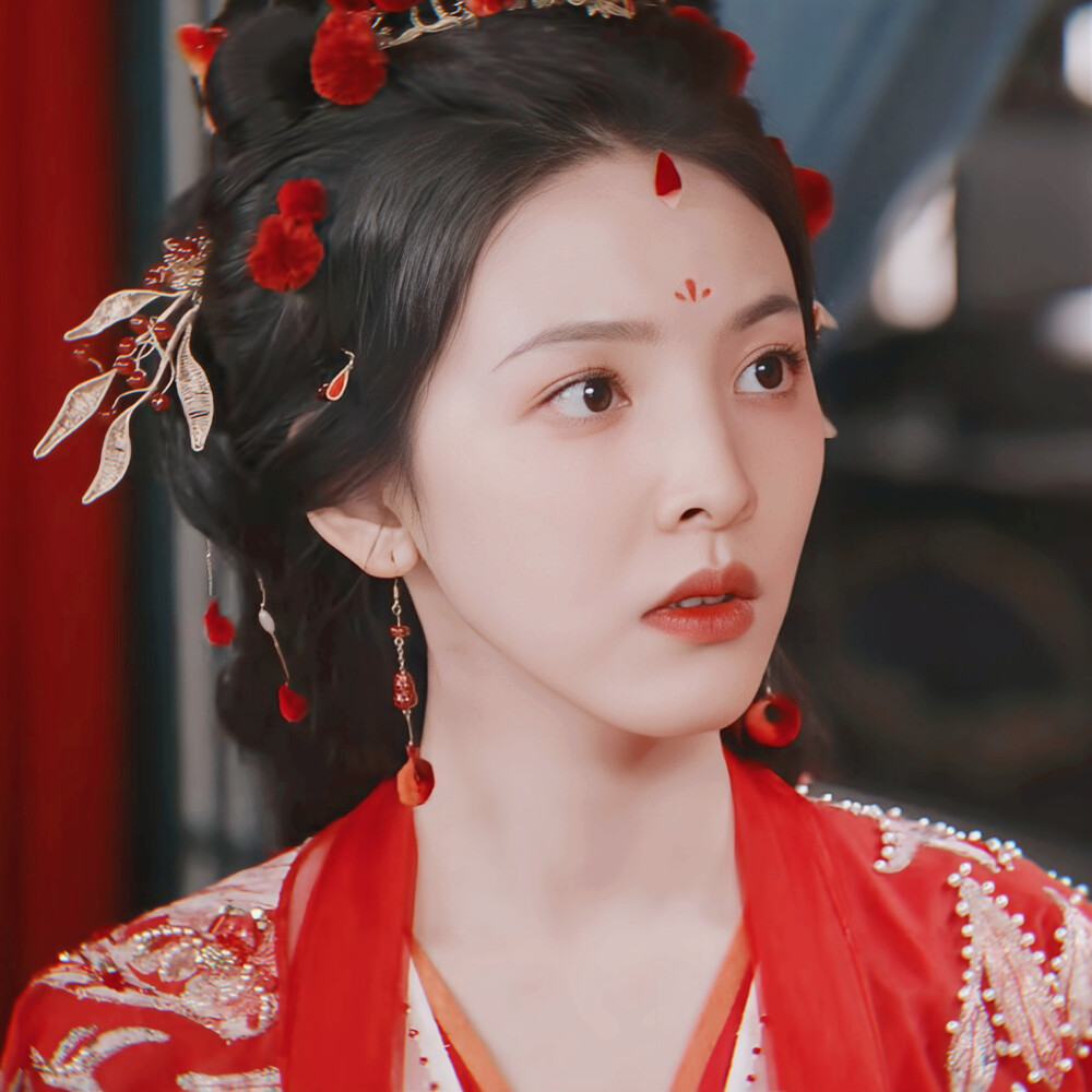 章若楠
原截wb夏日桃邮_