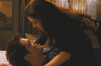 暮光之城 ​​​
from.MneUzhe