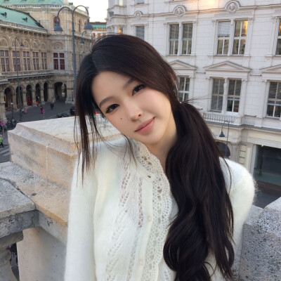 cr.+1