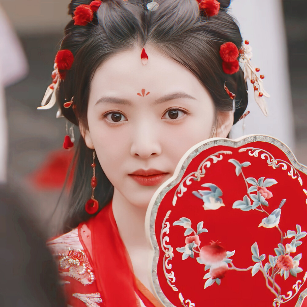 章若楠
原截wb夏日桃邮_