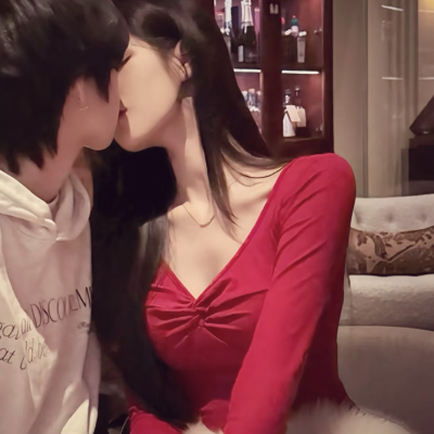 念旧是我的问题 我好想你 在每个夜里