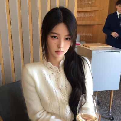 cr.+1