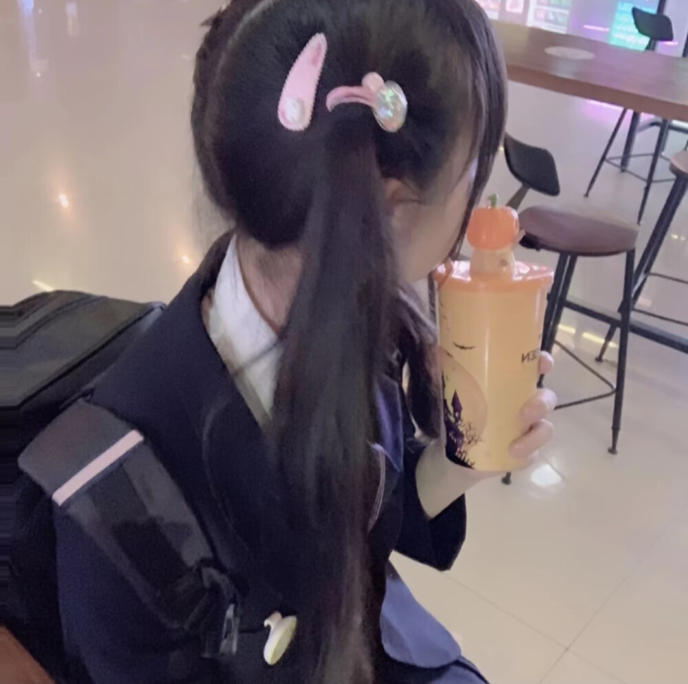 記憶支票是一場褶皺的雨