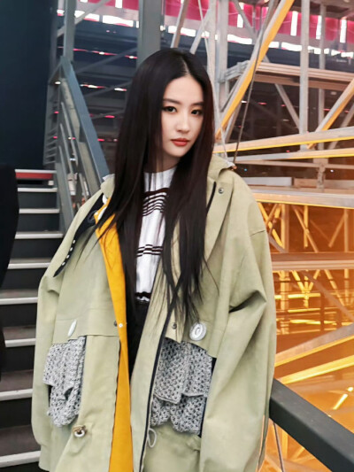 刘亦菲