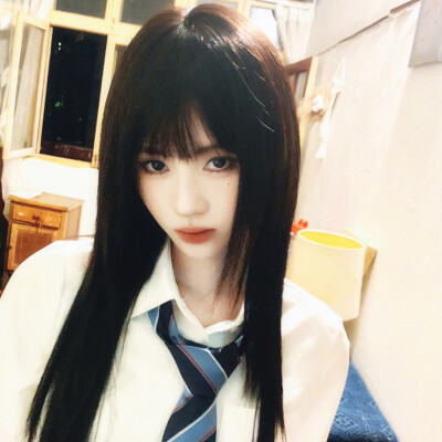  尝试拼好破碎的你
◎鞠婧祎