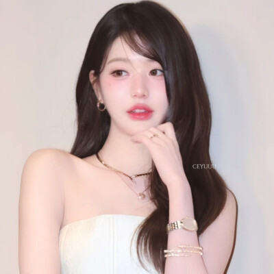 张元英