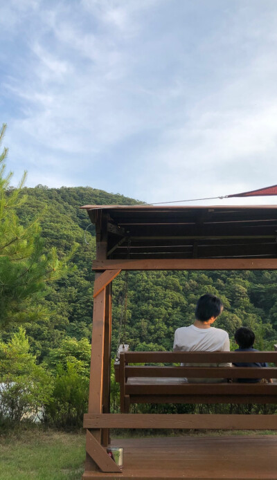 李泰容
