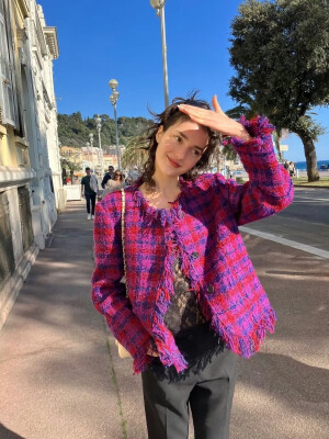 BY爱喝可乐的古娜小姐