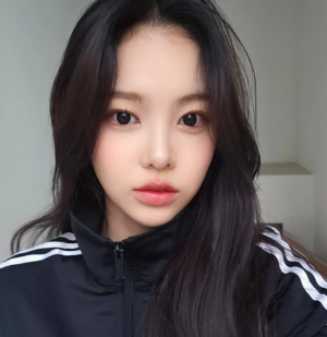 告诉朋友真的好爱她