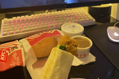 吃东西打魔兽