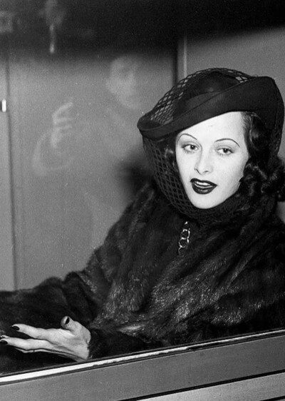 Hedy Lamarr，1945
