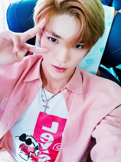 李泰容