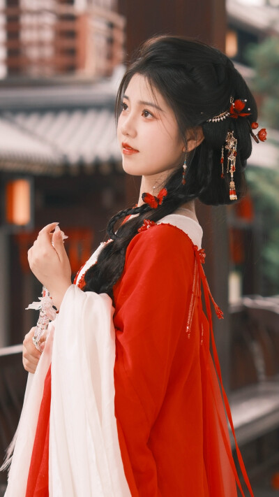 宥拉