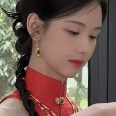 陈都灵