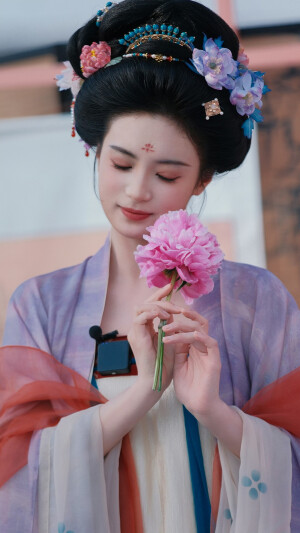 张雅钦