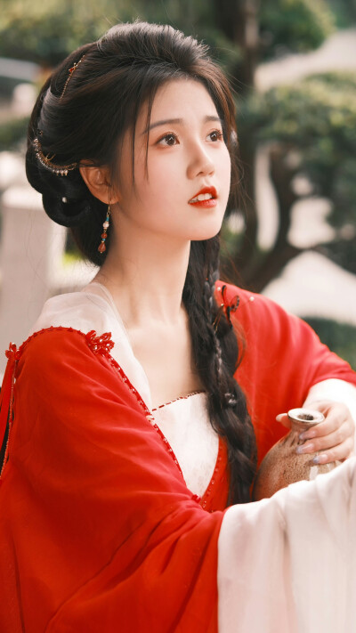 宥拉