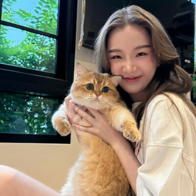 BY爱喝可乐的古娜小姐 泰国 Thanaerng