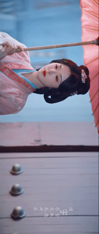 《折腰》✖️郑楚玉✖️孔雪儿
壁纸9p
原截wb唯物雨